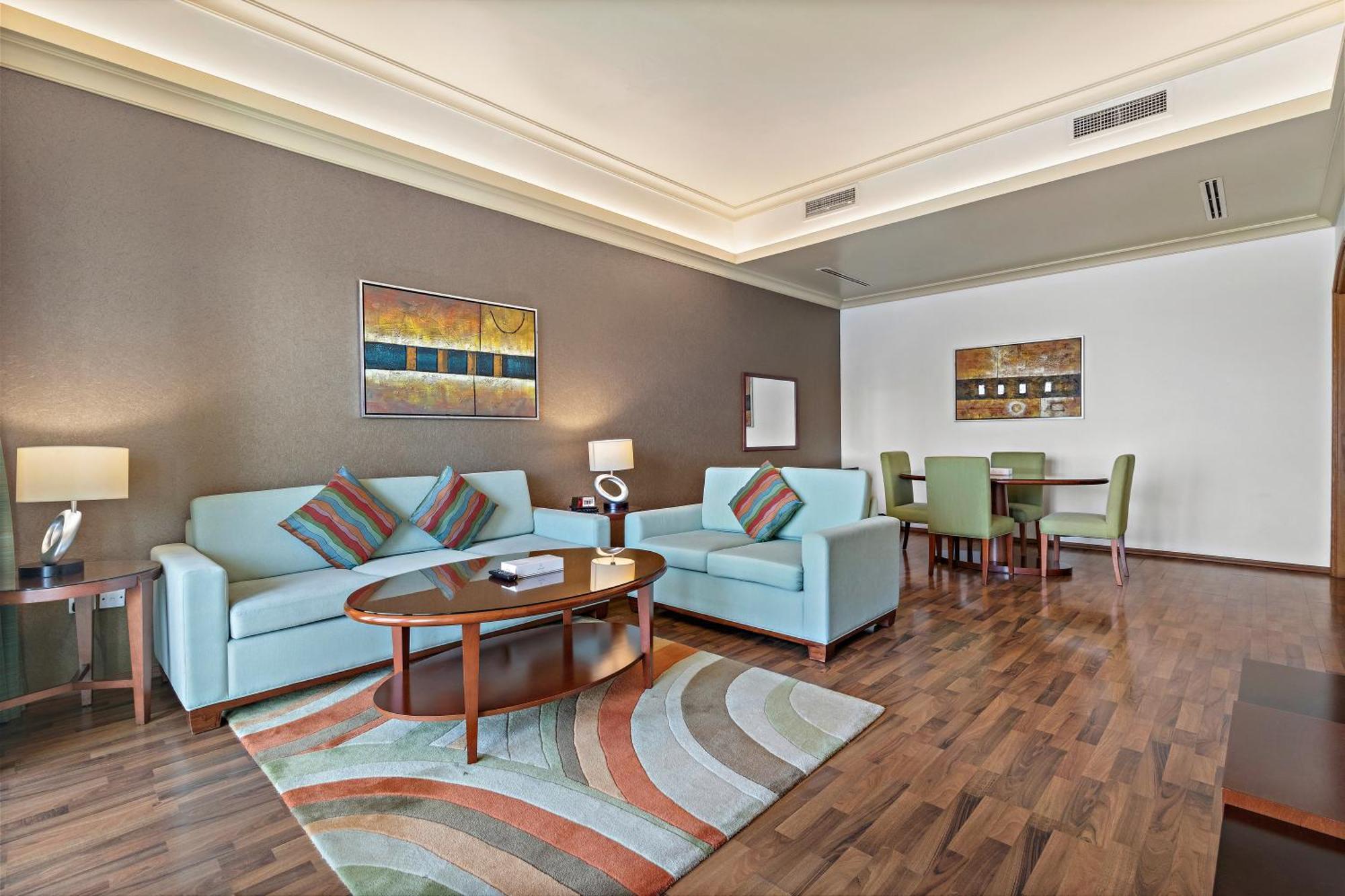 Al Khoory Hotel Apartments Al Barsha Dubai Bagian luar foto